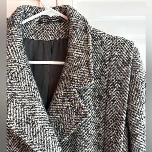 Vintage 90s Wool Blend Double Breasted Coat – Oversized Boxy Fit - Picture 3 of 12